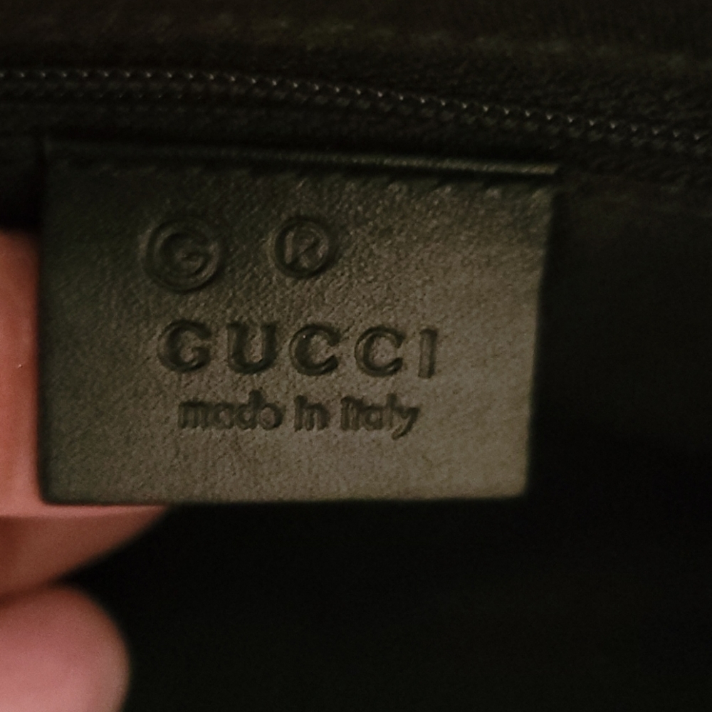 Gucci purse - Picture 2 of 3